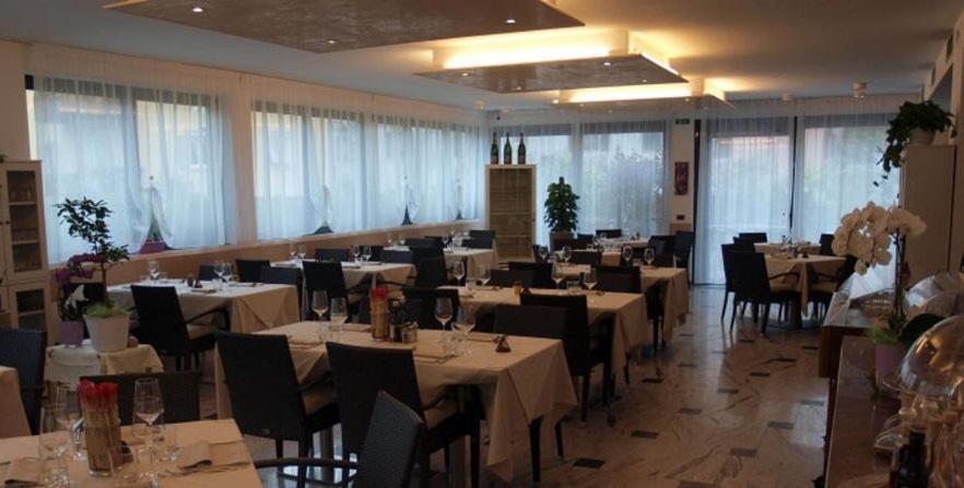 Hotel De Nac Torbole Sul Garda Exterior foto